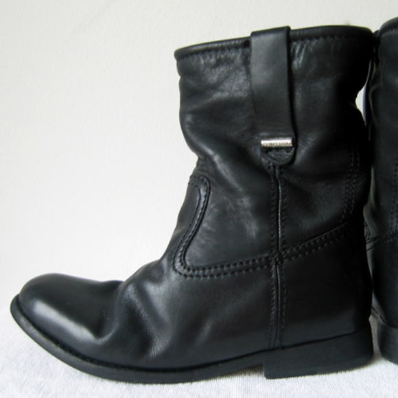 Burberry short boots size 38.5 - Picture 2 of 3